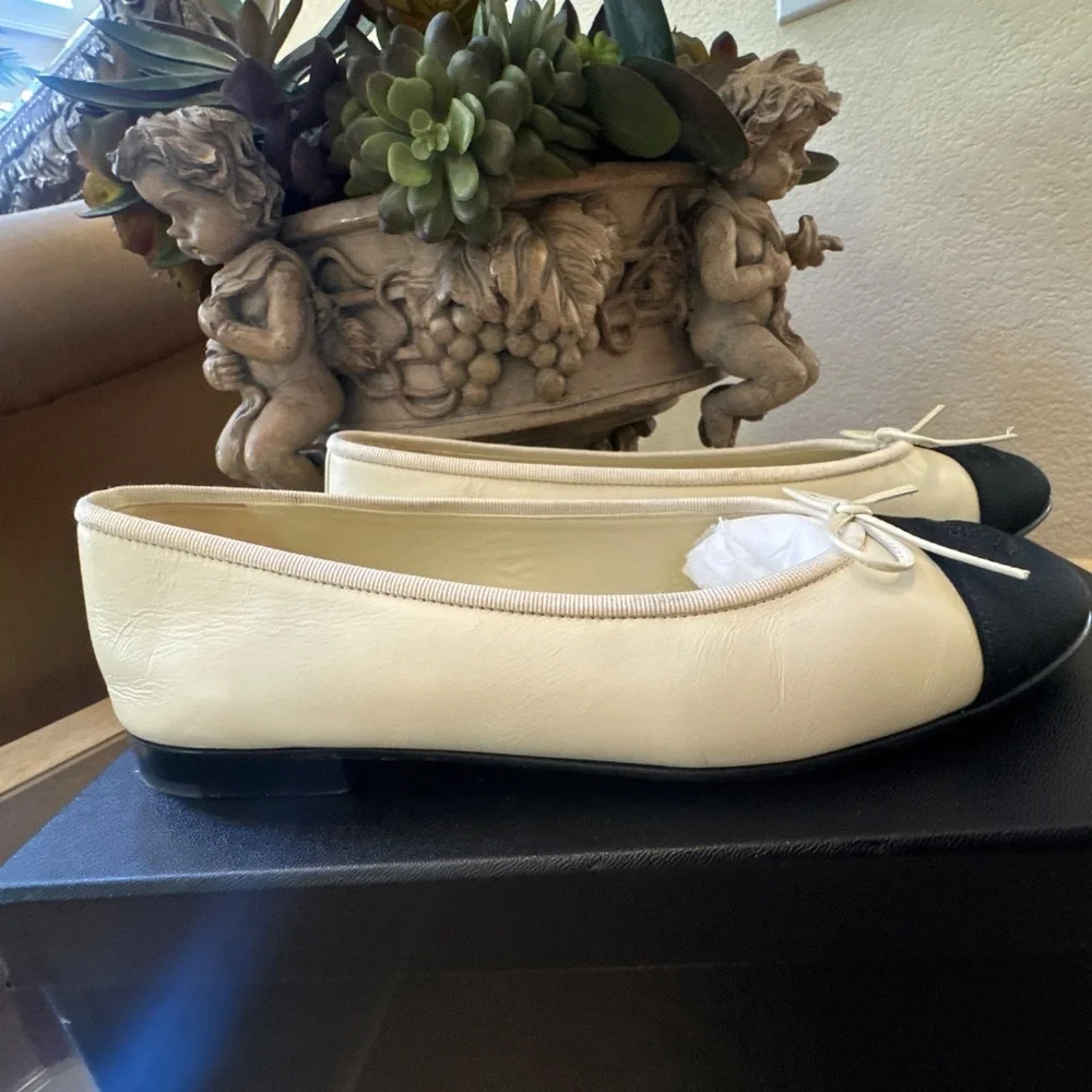Chanel Ballet Flats size 39